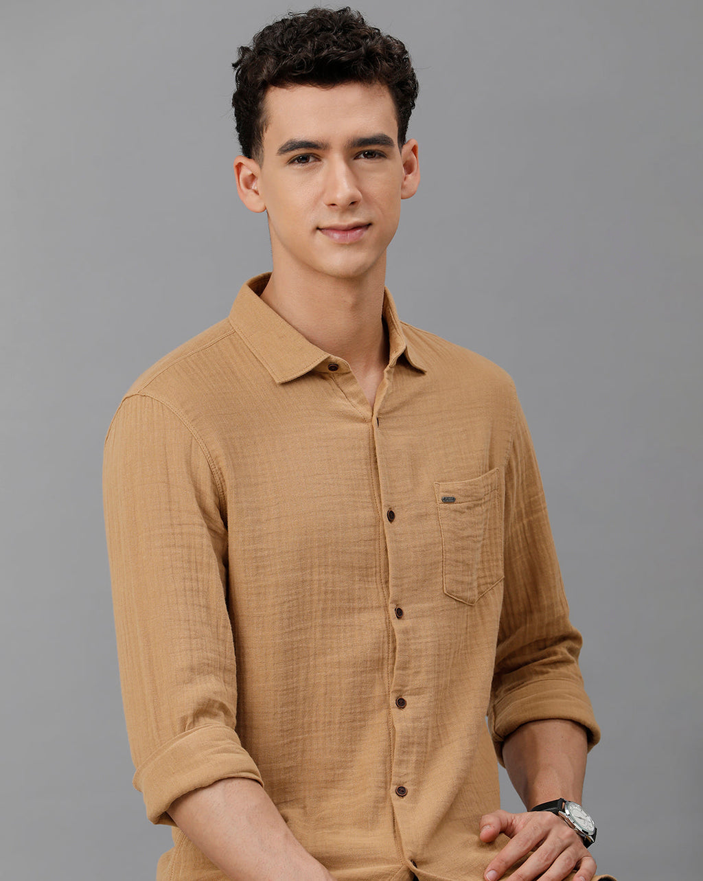 IDENTITI Men Slim Fit Regular Collar Solid Shirt In Khaki.