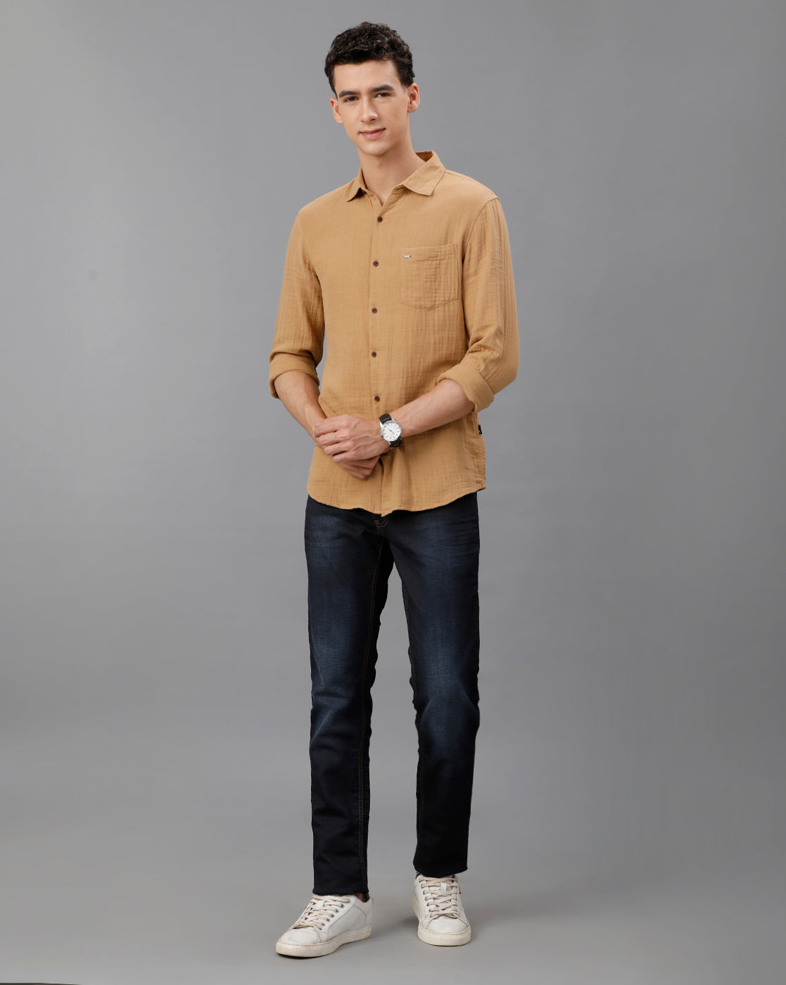 IDENTITI Men Slim Fit Regular Collar Solid Shirt In Khaki.