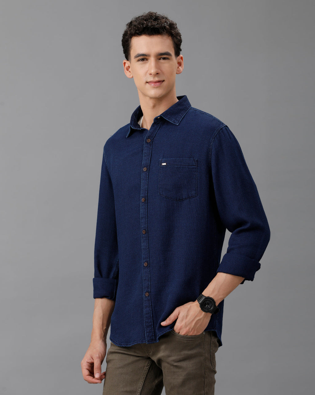 IDENTITI Men Slim Fit Regular Collar Solid Shirt In Color - Indigo Color.