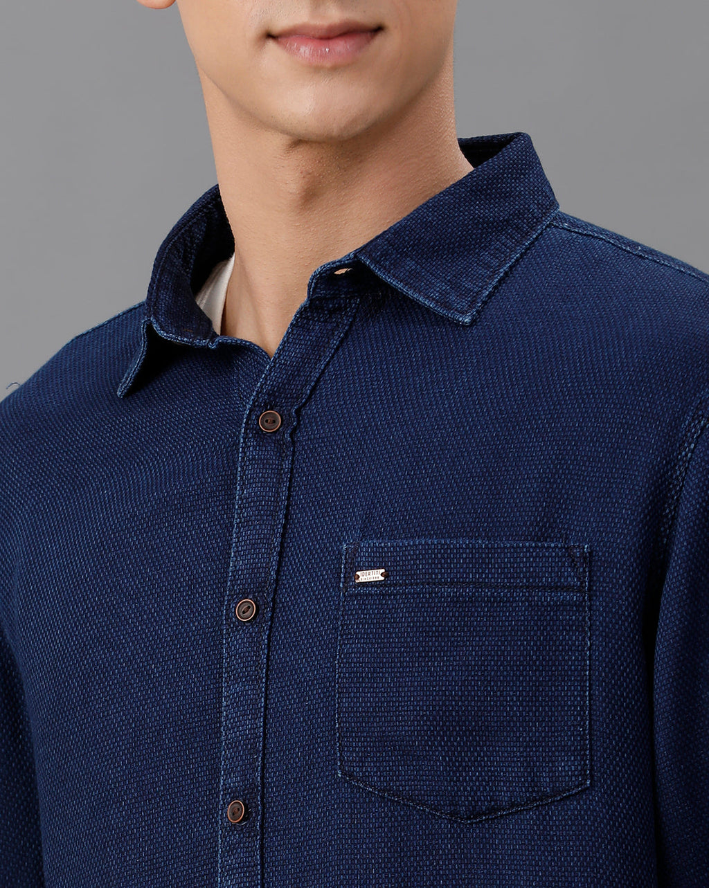 IDENTITI Men Slim Fit Regular Collar Solid Shirt In Color - Indigo Color.