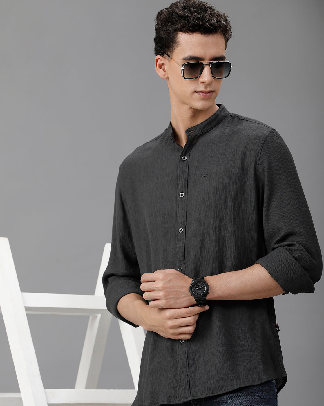 IDENTITI Men Slim Fit Mandarin Collar Solid Shirt In Grey.