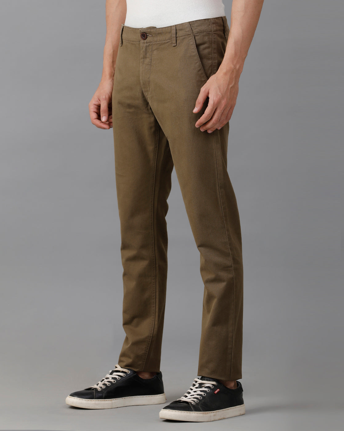 IDENTITI Men Slim Fit Trouser In Brown.